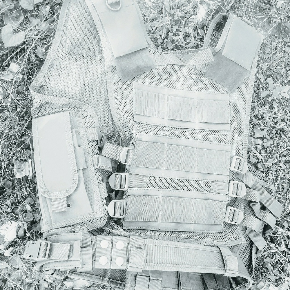 Loaded gear - Picture 2 of 2